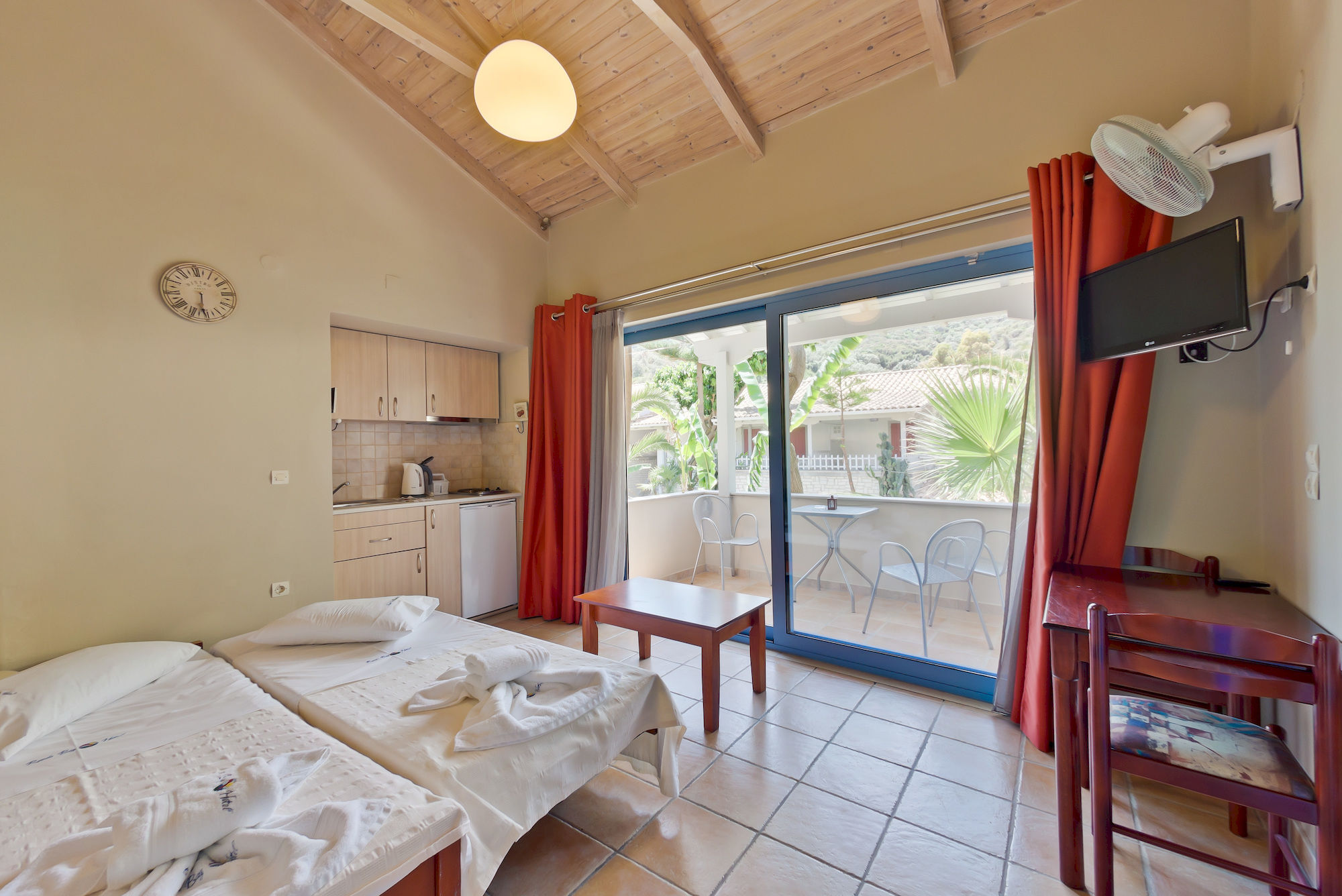 Rouda Bay Beach Hotel Mikros Gialos Extérieur photo